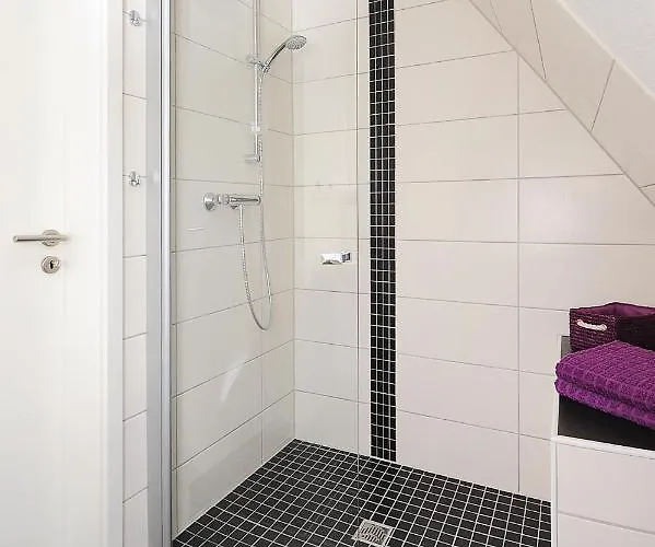 Harle Am Yachthafen Nyaraló *