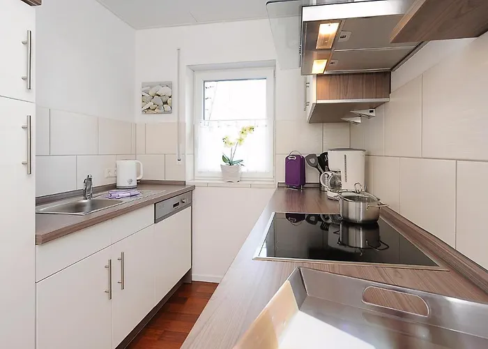 Harle Am Yachthafen Nyaraló Carolinensiel