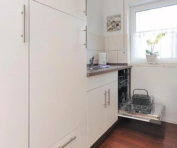 Harle Am Yachthafen *